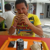 Das Foto wurde bei Formentera Burger von Simone S. am 8/30/2013 aufgenommen