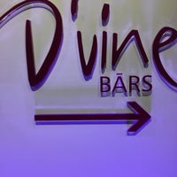 10/5/2016 tarihinde Valeria L.ziyaretçi tarafından D&amp;#39;vine Bar'de çekilen fotoğraf