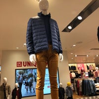 Photo taken at UNIQLO by Valeria L. on 9/20/2018