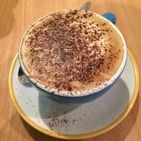 9/19/2017 tarihinde Christina H.ziyaretçi tarafından Bomb Cafe Abbotsford'de çekilen fotoğraf