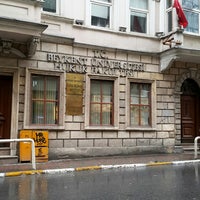 Foto diambil di Beykent Üniversitesi Hukuk Fakültesi oleh Tuğce E. pada 1/22/2018