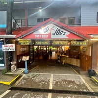 Foto tomada en Eat at Joe’s Surf Diner  por Lawrence P. el 9/24/2021