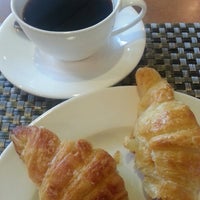 Review Promenade The Acacia Hotel