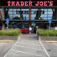 Photo taken at Trader Joe&amp;#39;s by Jeff S. on 8/13/2022