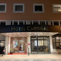 Foto diambil di Clarion Collection Hotel Cardinal oleh Daniel M. pada 11/14/2022