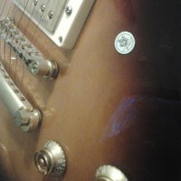 Photo taken at THG&amp;#39;s Rock &amp;amp; Guitar Place by Thiago L. on 9/26/2012