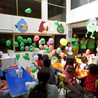 Photo taken at El Club de los Pekes by Salón de fiestas infantiles E. on 5/23/2013