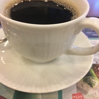 Photo taken at CAFÉ de CRIÉ by かずうちゃん ま. on 6/18/2018