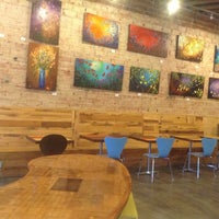 Foto tirada no(a) Peace Coffee Shop por Santa E. em 6/5/2013