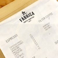 รูปภาพถ่ายที่ Fabrica Coffee Roasters โดย Hussam S. เมื่อ 8/7/2019