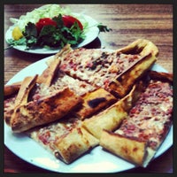 6/5/2013にAlec N.がUrfam Lahmacun &amp;amp; Pideで撮った写真