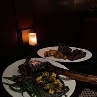 Photo taken at J. Gilbert&amp;#39;s Wood-Fired Steaks &amp;amp; Seafood by Abdulrahman on 12/1/2022