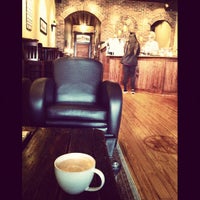 10/11/2012 tarihinde Jess M.ziyaretçi tarafından Purdy&amp;#39;s Coffee Company'de çekilen fotoğraf