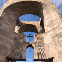 Photo taken at Mother See of Holy Etchmiadzin | Մայր Աթոռ Սուրբ Էջմիածին by Tatevik Z. on 11/27/2022
