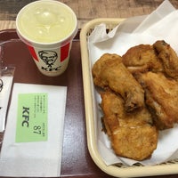 Photo taken at KFC by とーでん on 5/1/2021