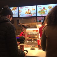4/2/2018 tarihinde Nick V.ziyaretçi tarafından KFC'de çekilen fotoğraf