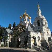 Photo taken at Собор Святого Александра Невского / Saint Alexander Nevsky Cathedral by Teemu on 12/26/2018