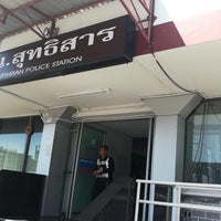 Photo taken at Sutthisan Police Station by Patt S. on 3/13/2019