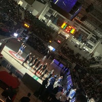 รูปภาพถ่ายที่ Tofaş Spor Salonu โดย ilker . เมื่อ 3/26/2023