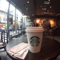 Photo taken at Starbucks by Halaa🌟 on 10/28/2016