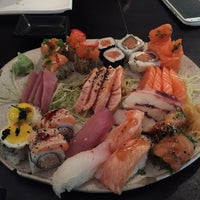 Photo taken at Sassá Sushi by Dalton A. on 12/5/2015
