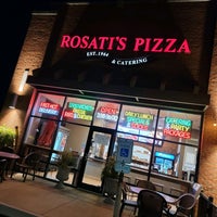 Снимок сделан в Rosati&amp;#39;s Pizza пользователем Keith K. 9/11/2021