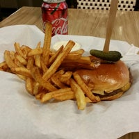 Photo taken at Frietkoten Belgian Fries &amp;amp; Beer by Keith K. on 12/29/2018