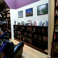 Read Between The Lynes Downtown Woodstock 111 E Van Buren St