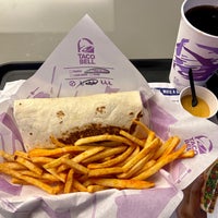 Photo taken at Taco Bell by Pedro L. on 9/25/2022