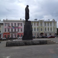 Photo taken at Памятник Ленину by Татьяна М. on 5/29/2013