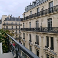 Photo taken at Hôtel Golden Tulip Opéra de Noailles by B. T. on 8/19/2021