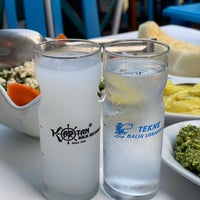 Photo taken at Kaptan Balık Restaurant by Hüseyin H. on 7/7/2021