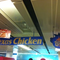 Photo taken at Texas Chicken by Aishah A. on 4/13/2013