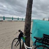Photo taken at Hollywood Beach by mAlQahtani⚜️. on 1/18/2024