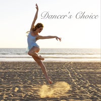Foto scattata a Dancer&amp;#39;s Choice da Josephine L. il 4/26/2013