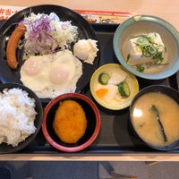 Photo taken at 松のや 半田店 by オジン on 12/9/2019