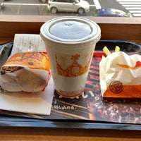 Photo taken at Burger King by ヌミノーゼ on 1/2/2022