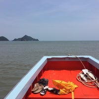 Photo taken at Boat to Prayanakorn Cave by Wethaka L. on 4/15/2018