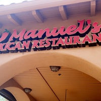 Foto diambil di Manuel&amp;#39;s Mexican Restaurant oleh Majed pada 9/22/2022