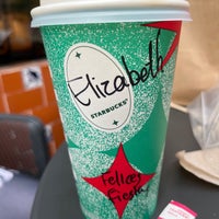 Photo taken at Starbucks by Marithé O. on 12/18/2022