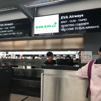 Photo taken at EVA Air Check-in by Jay W. on 5/4/2019