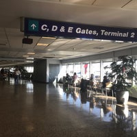 6/27/2017にJay W.がソルトレイクシティ国際空港 (SLC)で撮った写真