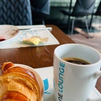 Photo taken at Motel One by Moussa on 9/24/2022