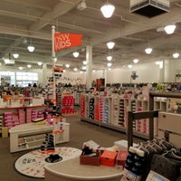 DSW Designer Shoe Warehouse - Shoe 