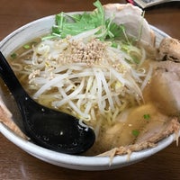 Photo taken at 拉麺 三華 by kitchinkuma く. on 1/6/2017