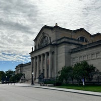 Photo taken at Saint Louis Art Museum by Kevin on 10/6/2023