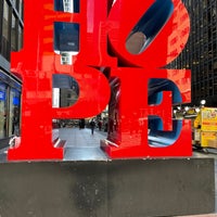 Photo taken at HOPE Sculpture by Robert Indiana by Thomas K. on 9/29/2022