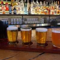 Foto tirada no(a) Smugglers Brew Pub por Stews em 5/20/2023