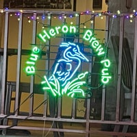 Foto scattata a Blue Heron BrewPub da Stews il 12/3/2021