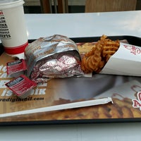 Photo taken at Arby&amp;#39;s by Ebru D. on 2/24/2017